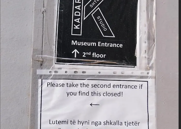 Matias Sweetest Tirana